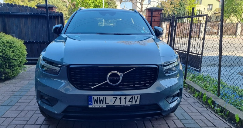 Volvo XC 40 cena 135900 przebieg: 44500, rok produkcji 2021 z Ząbki małe 191